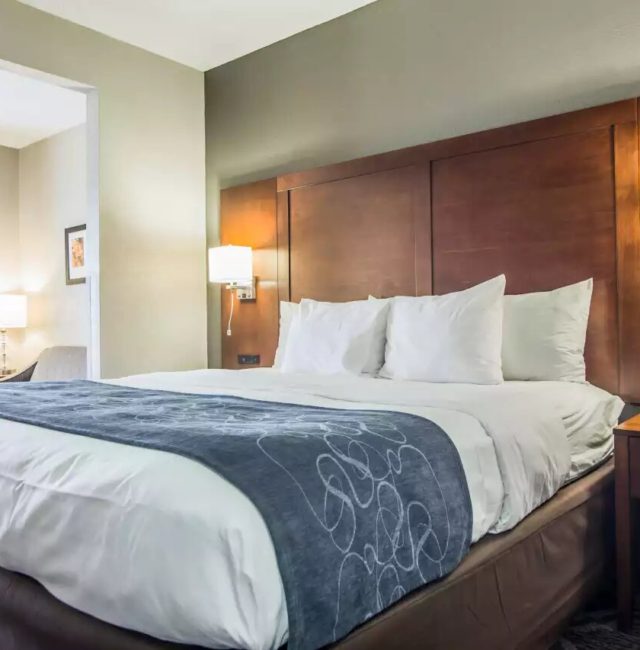 Best & Cheapest Hotel Rooms at Comfort Suites Pineville, NC